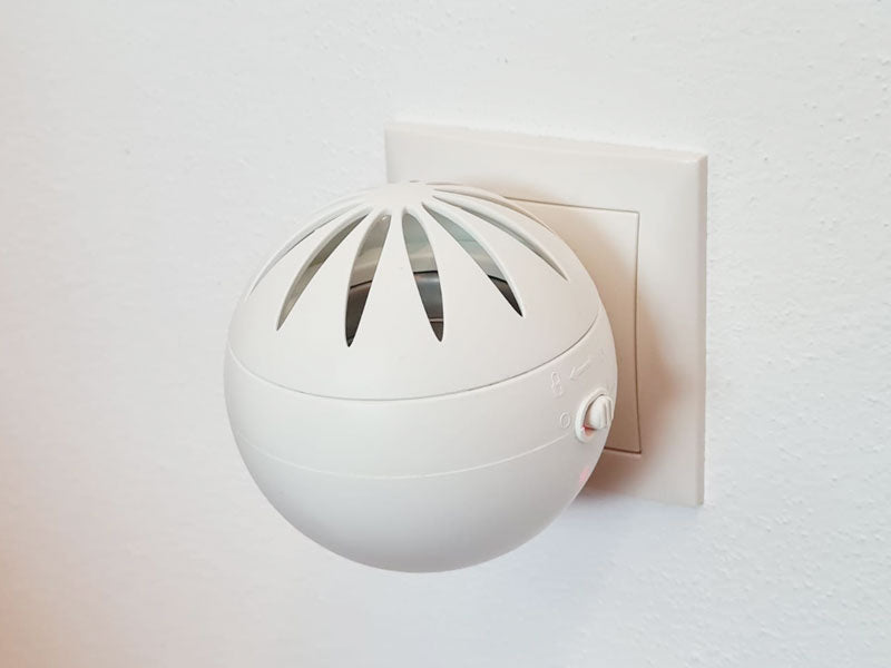 Aromadiffuuseri pistorasiaan TARJOUS