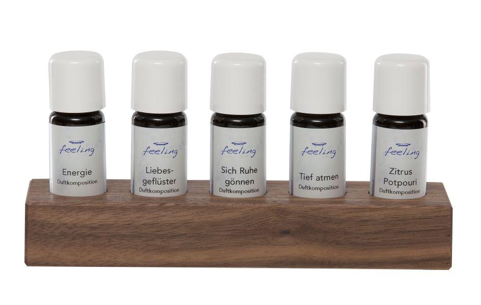 Puualusta öljytystä pähkinäpuusta